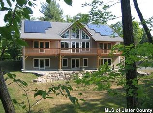 590 Swartekill Rd, New Paltz, NY 12561