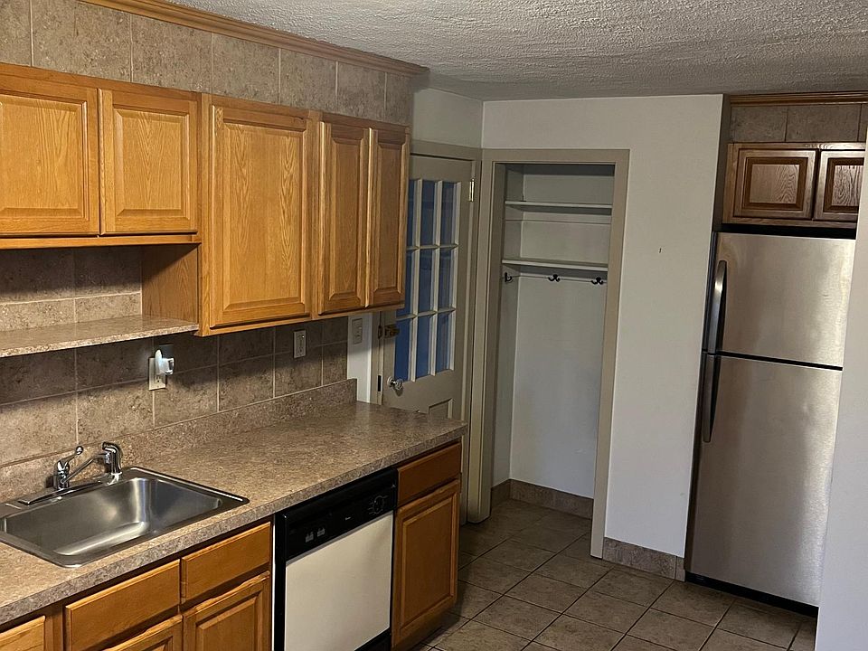 154 FAIRVIEW DR Berlin CT Zillow