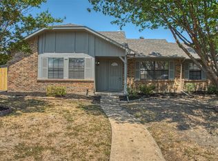 5800 Treese Cir, The Colony, TX 75056
