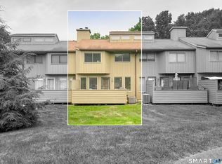50 Far View Cmns, Southbury, CT 06488