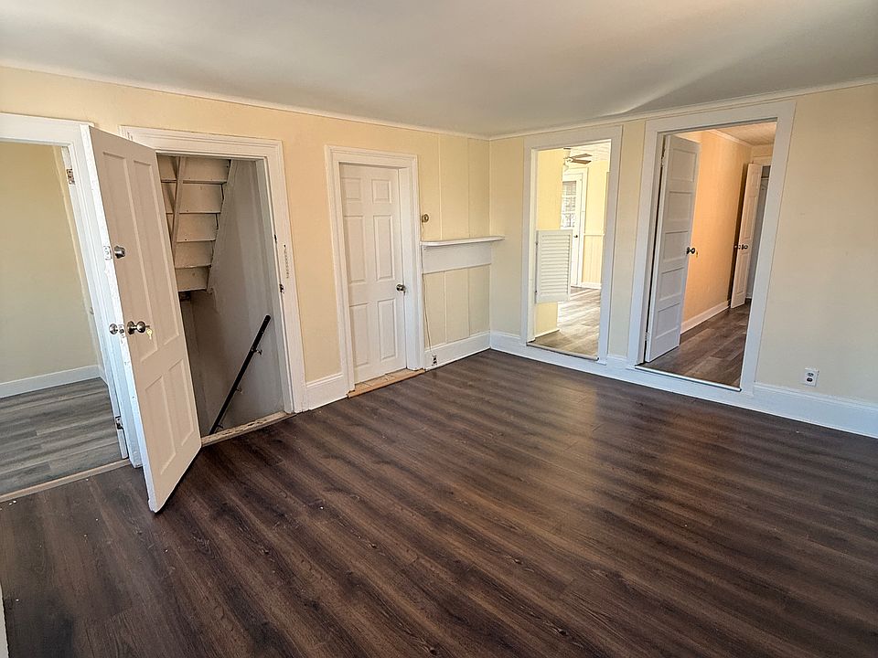 1st image of 357 Washington Ave #2