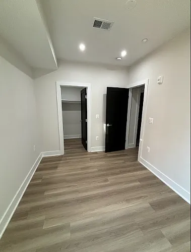 1031 Kearny St NE — Photo 7