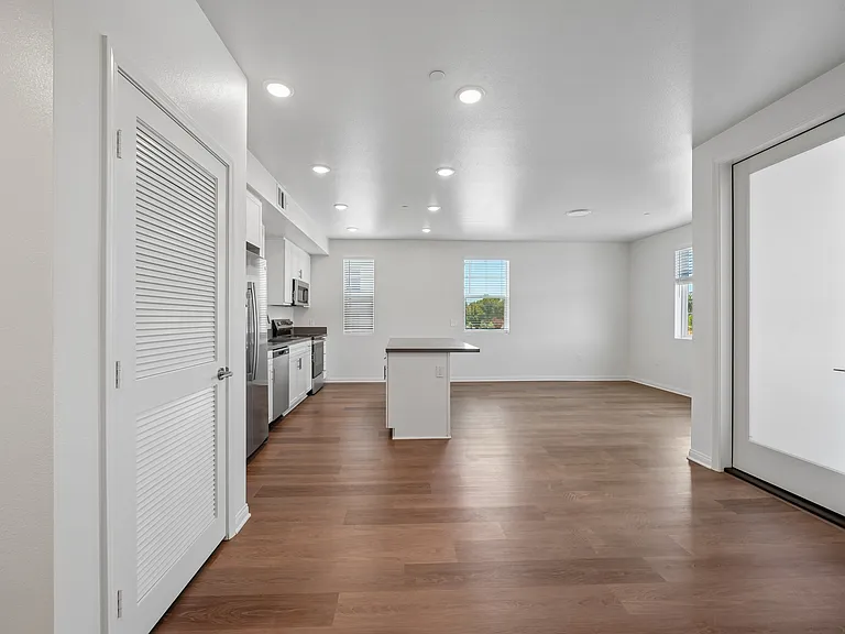 Gallery Park Apartments — Photo 114