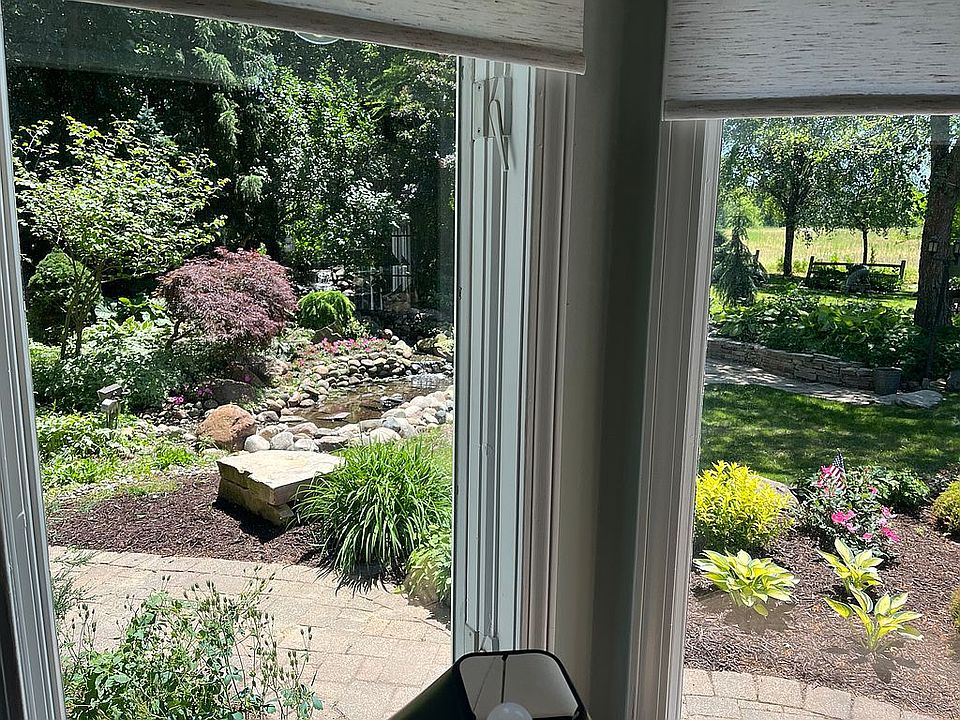 1st image of 5990 Peachtree Dr