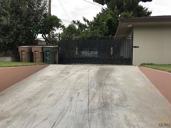 3rd image of 1779 Glenwood Dr