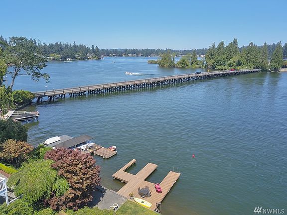 3rd image of 10301 Interlaaken Dr SW