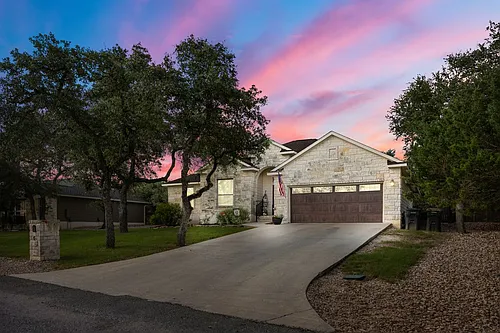 4 Maplewood Cir Photo 1 4 Maplewood Cir Photo 1