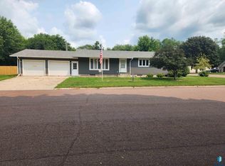 202 Sherman Ave N, Jasper, MN 56144