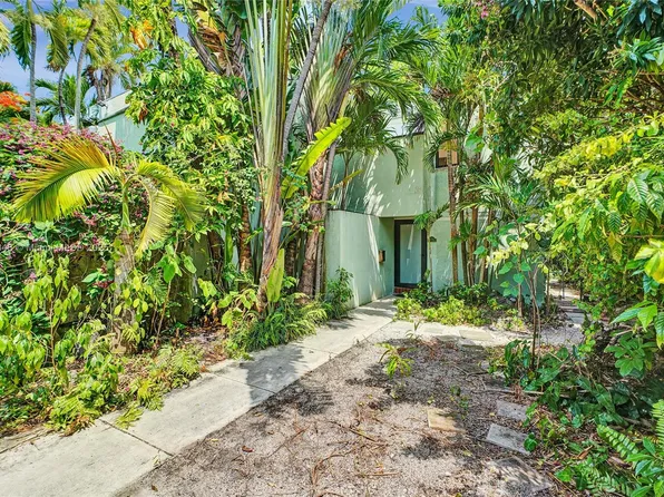 2591 Trapp Ave #4, Miami, FL 33133