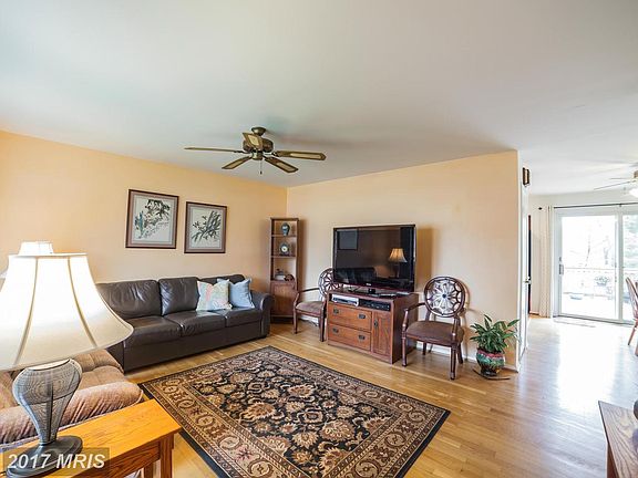 5th image of 13009 Saint Charles Pl