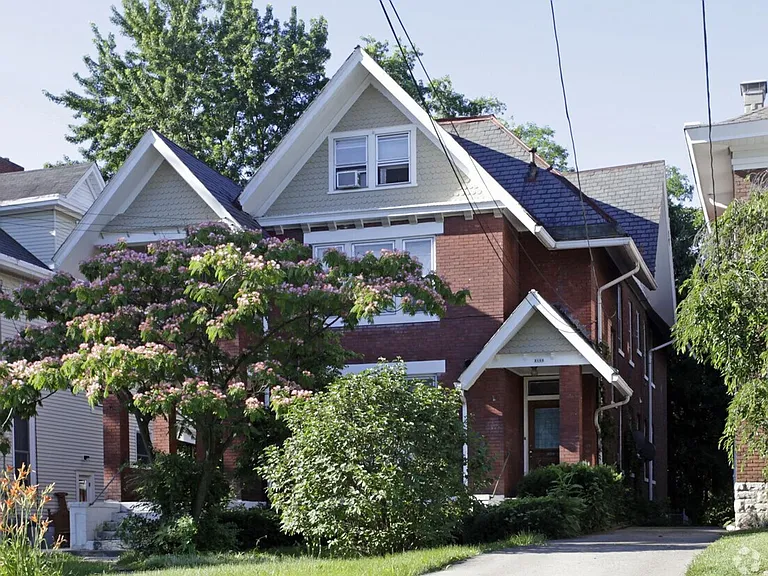 2153 Slane Ave — Photo 2