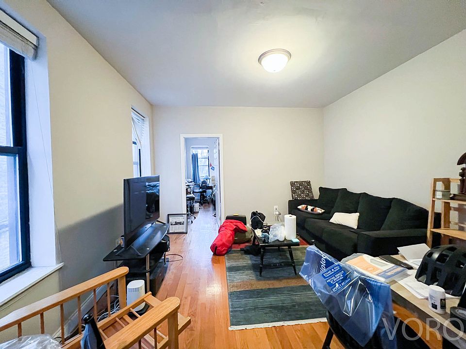1st image of 359 Saint Johns Pl APT 3