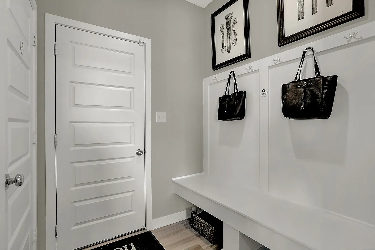 1905 Goodwin Pl — Photo 3