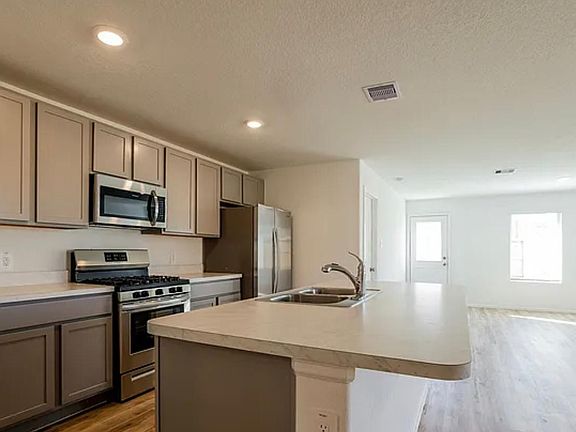 2nd image of 24221 Becker Hollow Ln