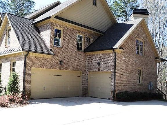3rd image of 105 Waters Edge Dr