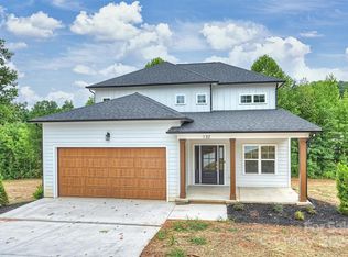 132 Meadow Glen Dr, Troutman, NC 28166