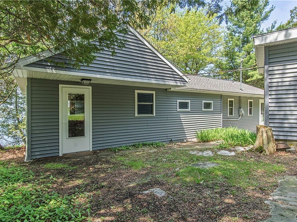 1st image of 8821 Shady Shores Rd