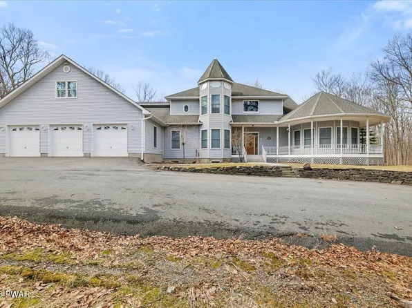 1177 Dewberry Dr, Honesdale, PA 18428