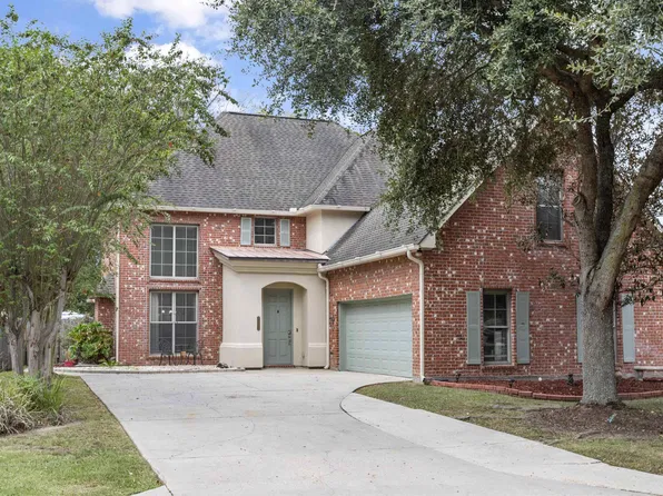 12087 Central Park Dr, Geismar, LA 70734