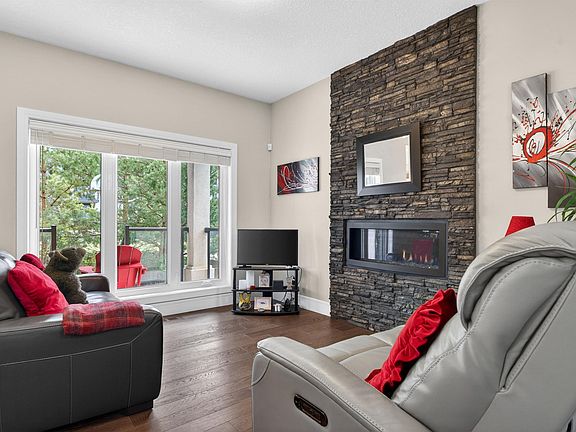 4th image of 1030 Connelly Way SW #1