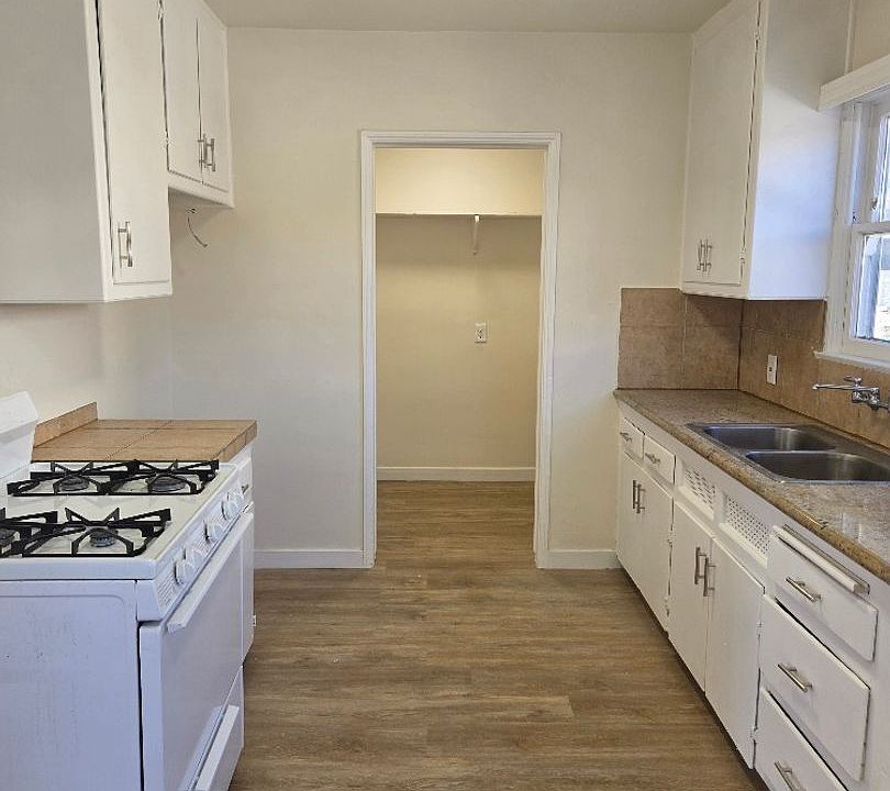 1st image of 909 N Cedar St #913-1