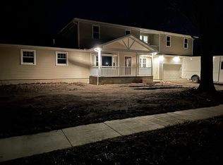 725 Erie St, Woodville, OH 43469