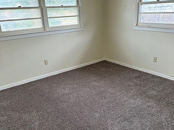 4th image of 408 E Elm St