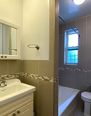 Rented by REAL New York | media 7