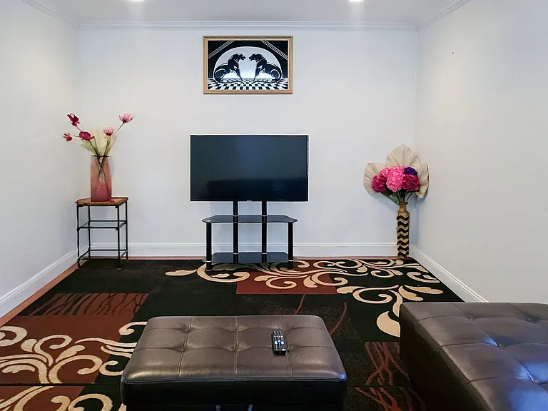 Mount Woodley Pl — Photo 16