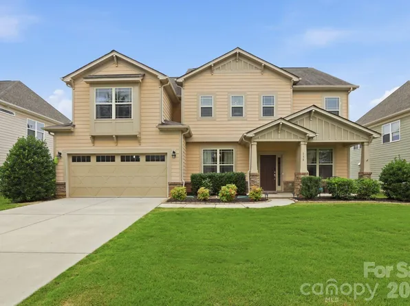 130 Eagles Landing Dr, Mooresville, NC 28117