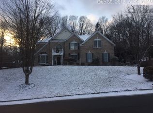 1 Vista Dr, Flanders, NJ 07836