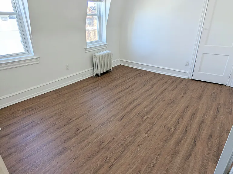 401 S 51st St #3 — Photo 10