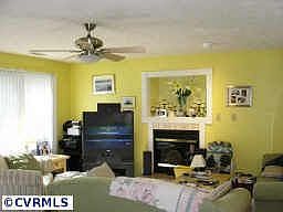 2nd image of 804 Sibley Ave
