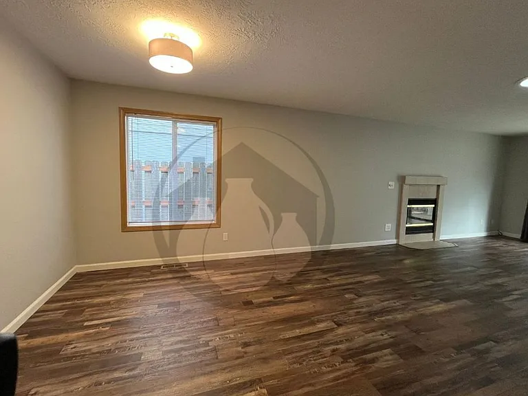 2465 Connemara Ct SE — Photo 7