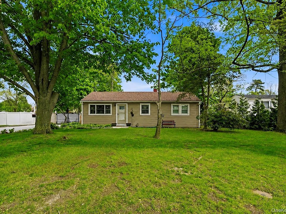 1st image of 1016 Howells Road