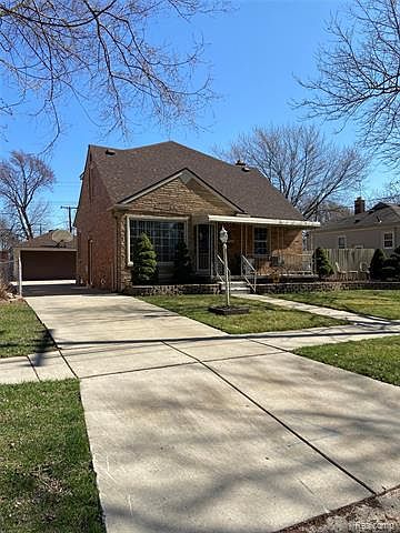 1st image of 2477 Applewood Ave