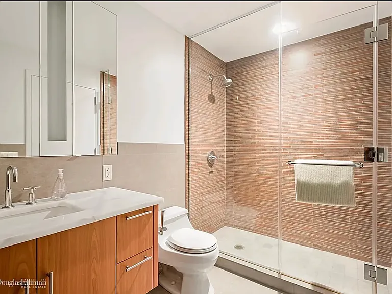 306 Gold St #31C — Photo 7
