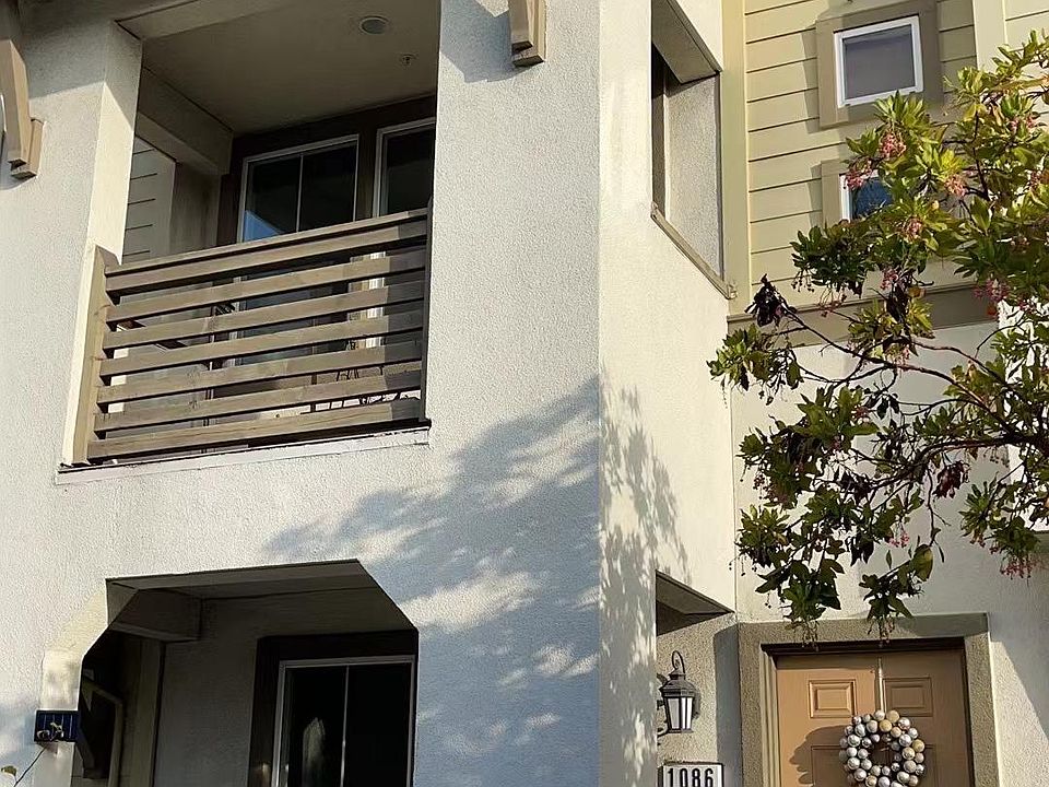 1st image of 1086 N Jackson Ave