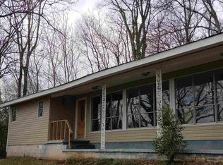 2004 Hill St NW, Huntsville, AL 35810