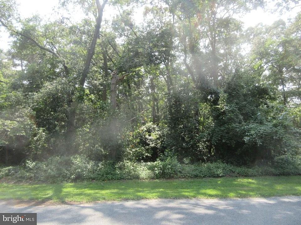 1st image of PARCEL 75.00 Armiger Dr