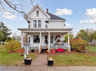 1402 E 2nd Ave, Brodhead, WI 53520