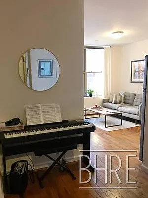 Rented by Brooklyn Heights Real Estate Inc | media 4