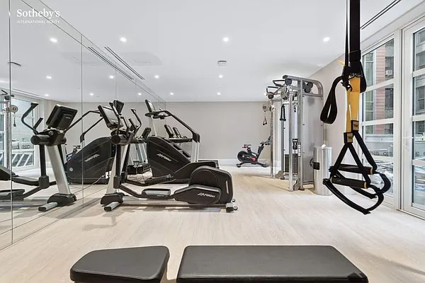 Rented by Sotheby's International Realty | media 6