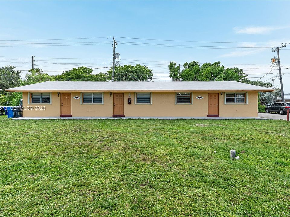 1st image of 5926 SW 27th St #B