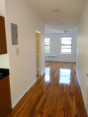 Rented by Realty on the Greene | media 1