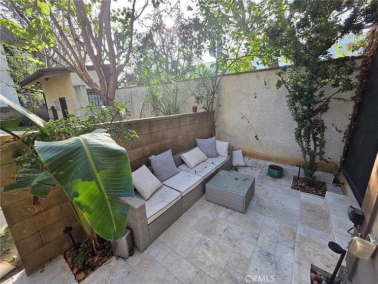 13963 Riverside Dr #13963 — Photo 13