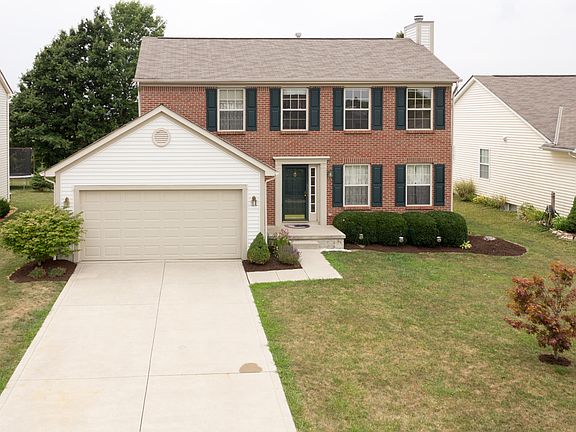 2nd image of 555 Clifden Ct
