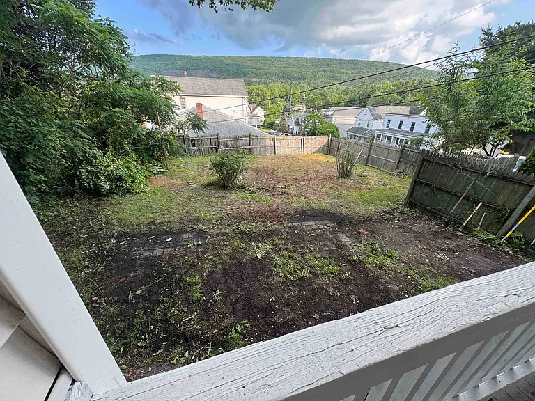 30 E Germania St — Photo 10