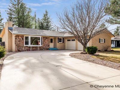 919 Ridgeland St, Cheyenne, WY, 82009