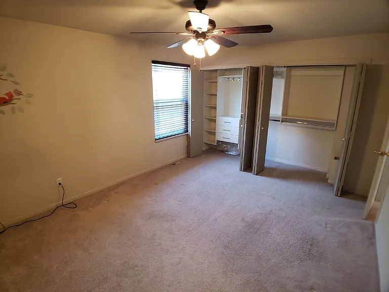 1048 Josephine St #B — Photo 13